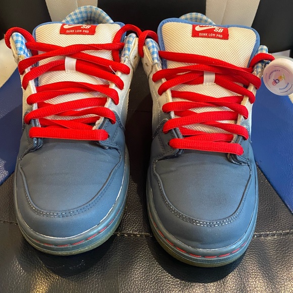 Dorothy SB Dunk - Picture 5 of 10